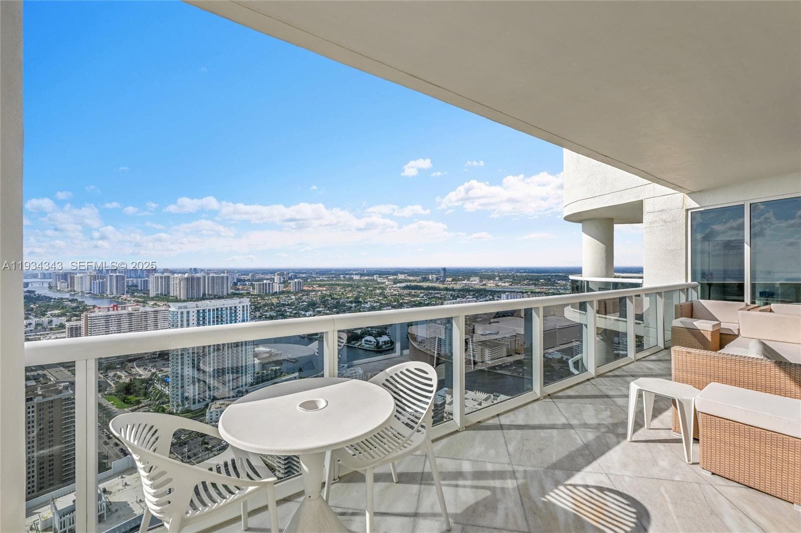 BEACH CLUB I · #PH4405 in Hallandale Beach - Photo 19