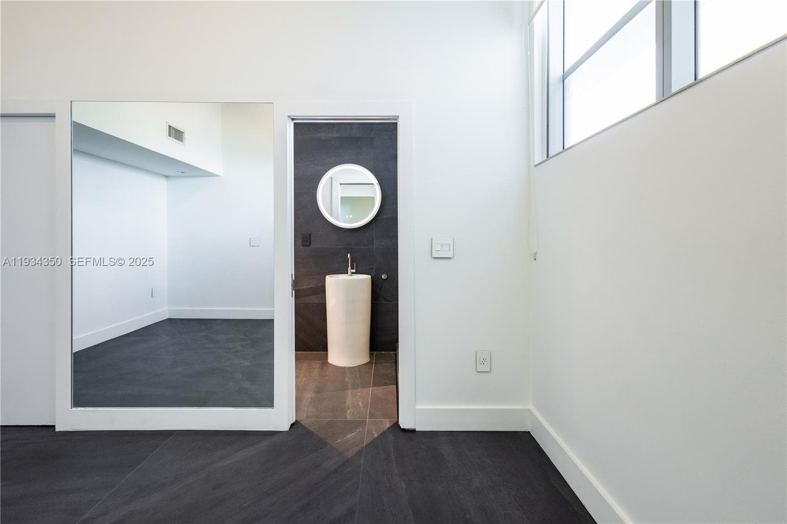 SPACE 01 CONDO · #1401 in North Bay Village - Photo 5