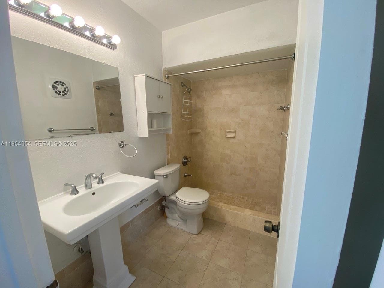 SAGE CONDO · #204 in North Miami - Photo 8