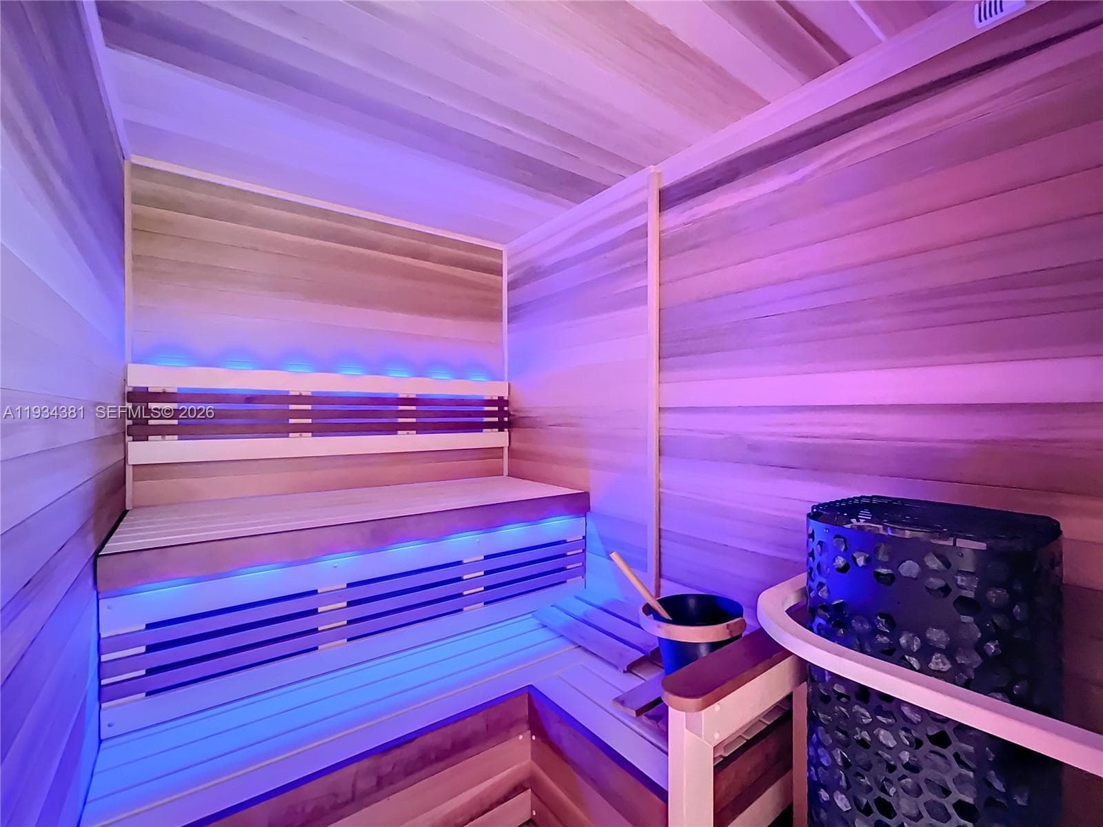 Villas of Positano Condo · #V5 in Hollywood - Photo 36