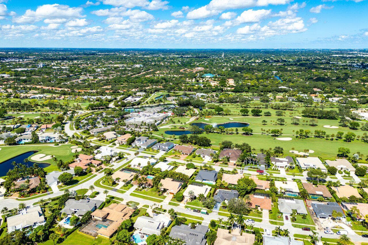 054-4572WhiteCedarLane