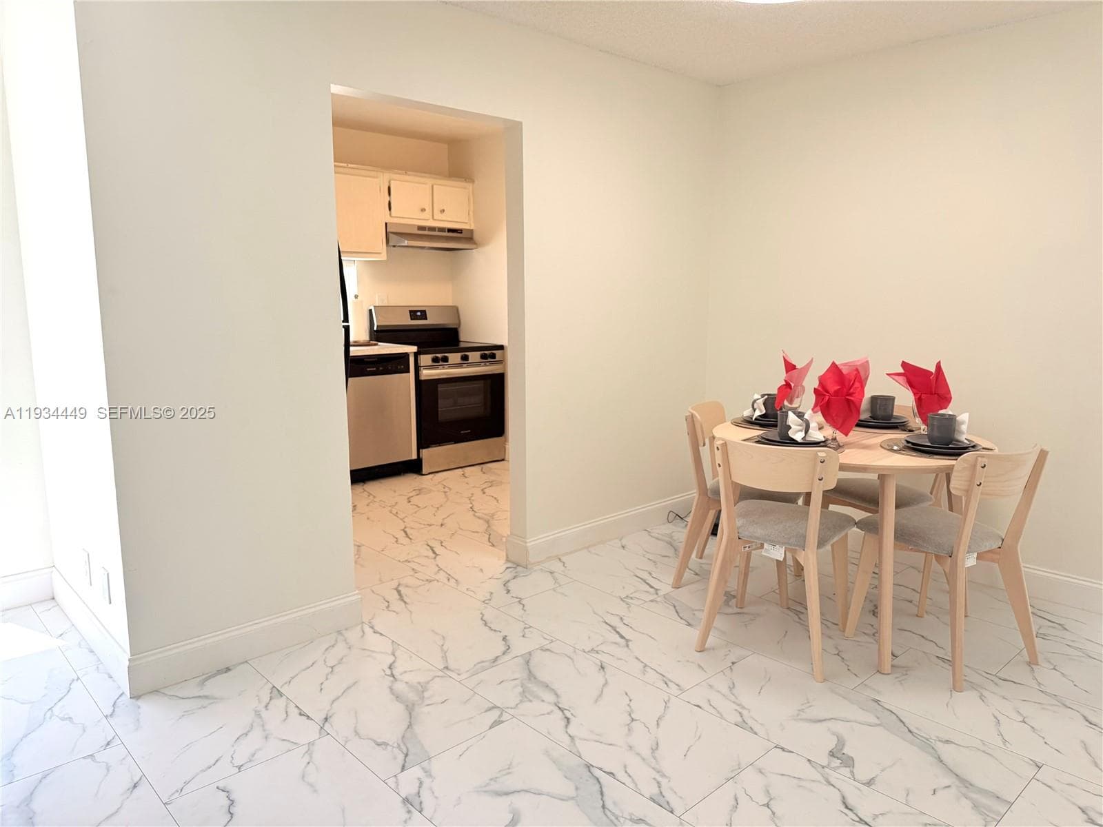 PLAZA OF AMERICAS CONDO P · #519 in Sunny Isles Beach - Photo 3