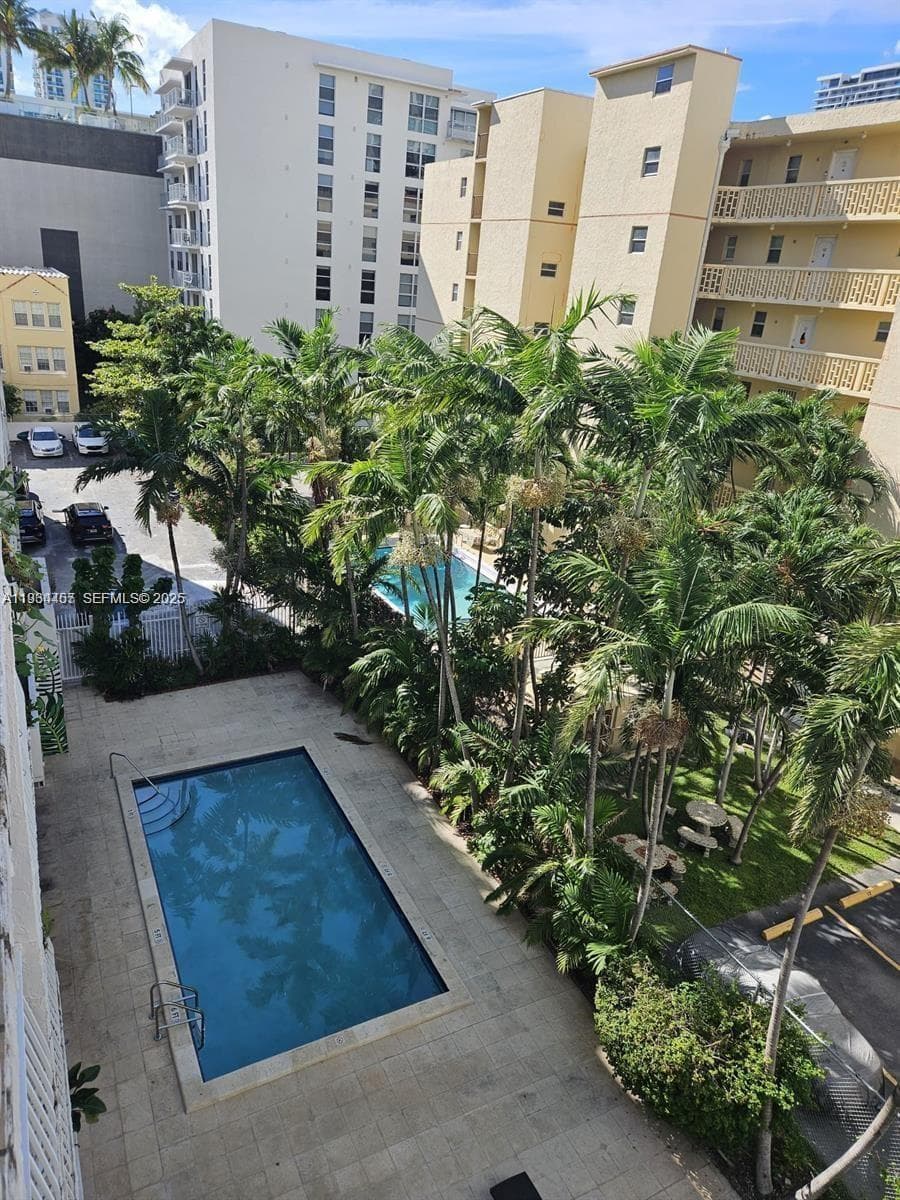 LA PIAZZA NAVONA CONDO · #604 in Miami - Photo 18