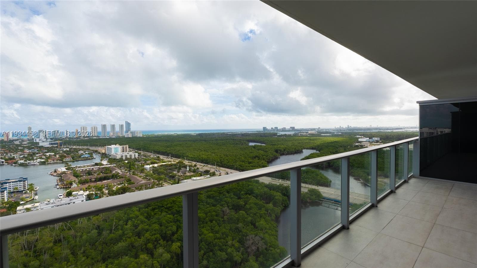 THE HARBOUR SOUTH CONDO · #3117 in North Miami Beach - Photo 7