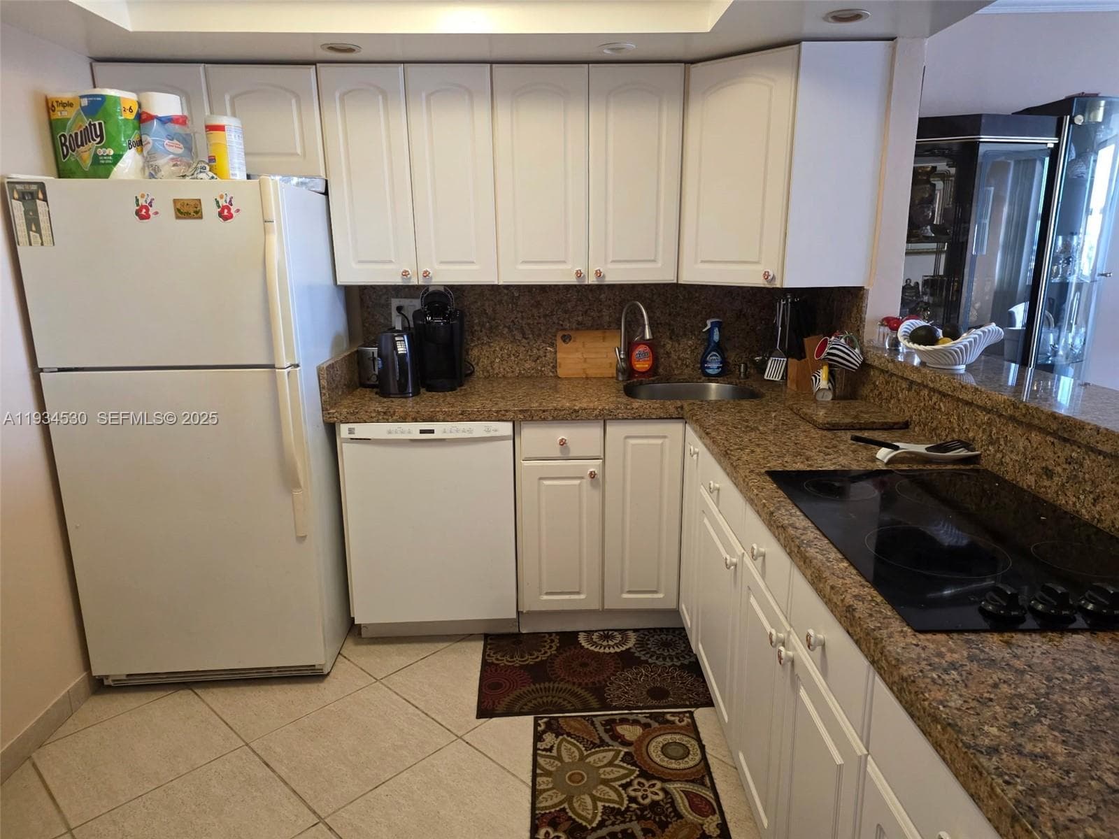 PARKER DORADO CONDO · #1617 in Hallandale Beach - Photo 12