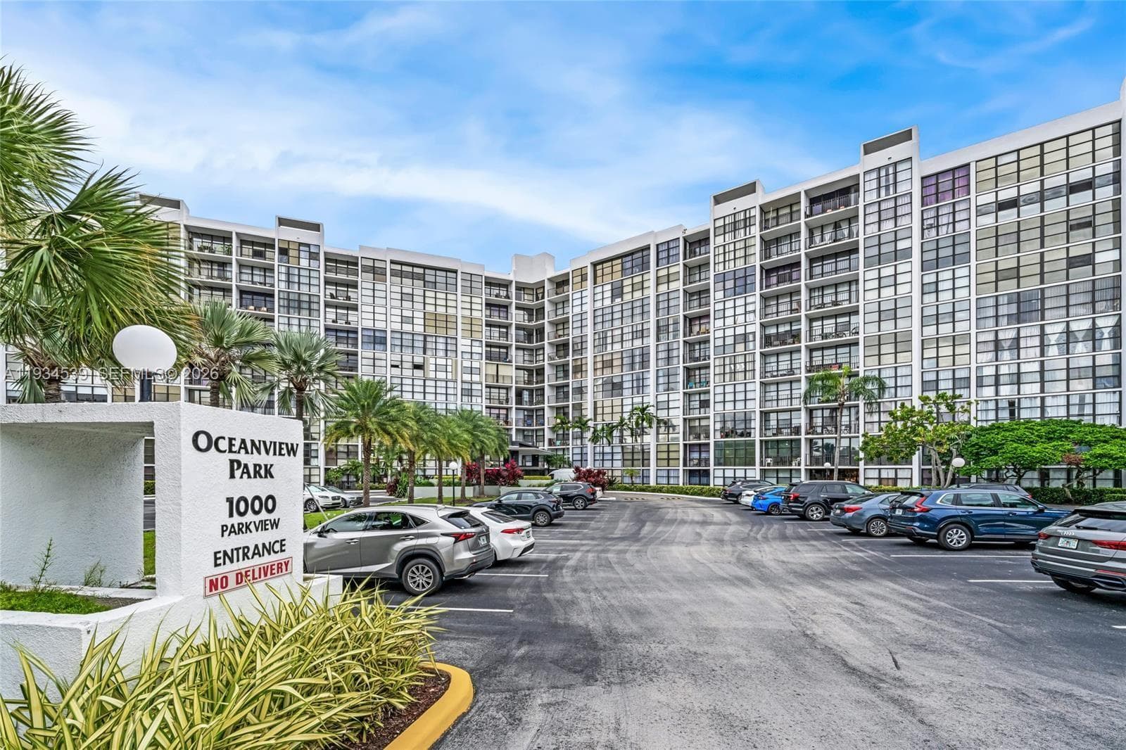 OCEANVIEW PARK CONDO · #107 in Hallandale Beach - Photo 2