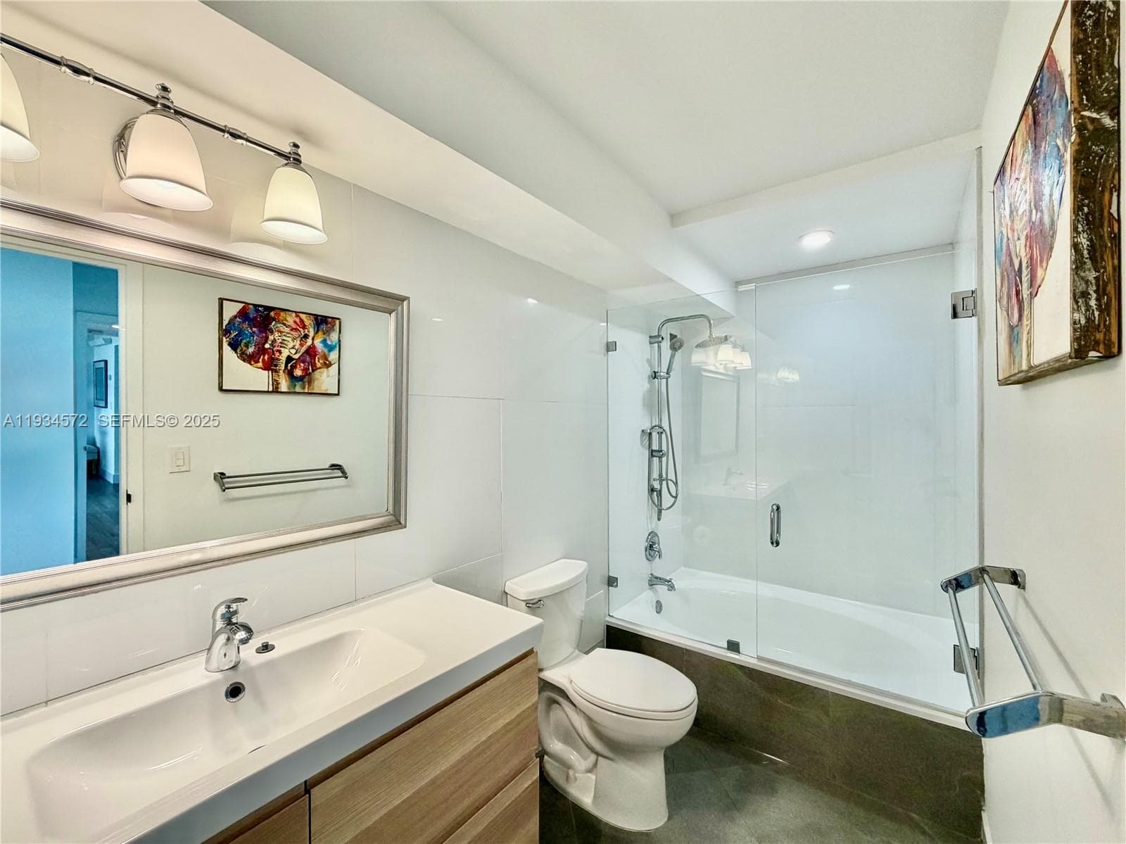 OCEANVIEW PARK CONDO · #723 in Hallandale Beach - Photo 11