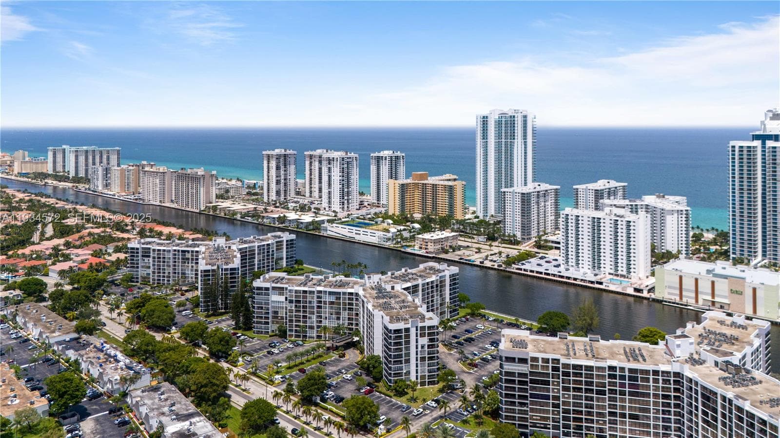 OCEANVIEW PARK CONDO · #723 in Hallandale Beach - Photo 31