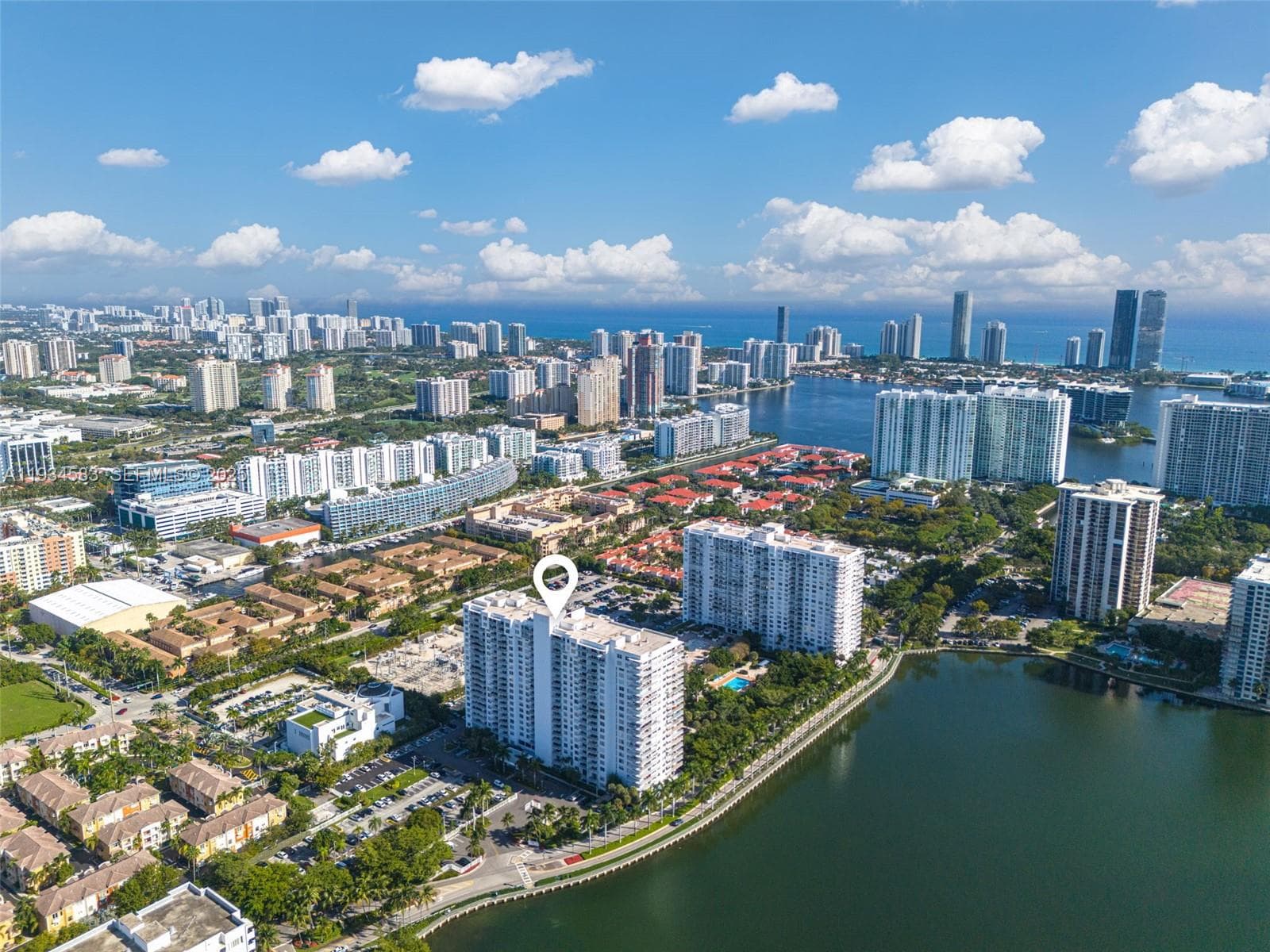ADMIRALS PORT · #510W in Aventura - Photo 38