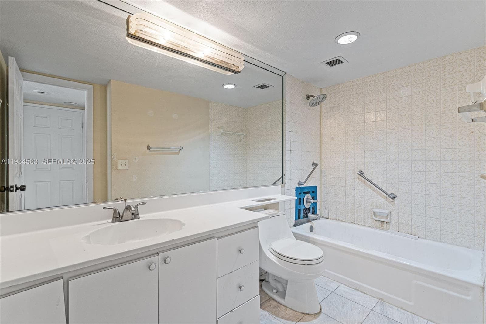 ADMIRALS PORT · #510W in Aventura - Photo 18