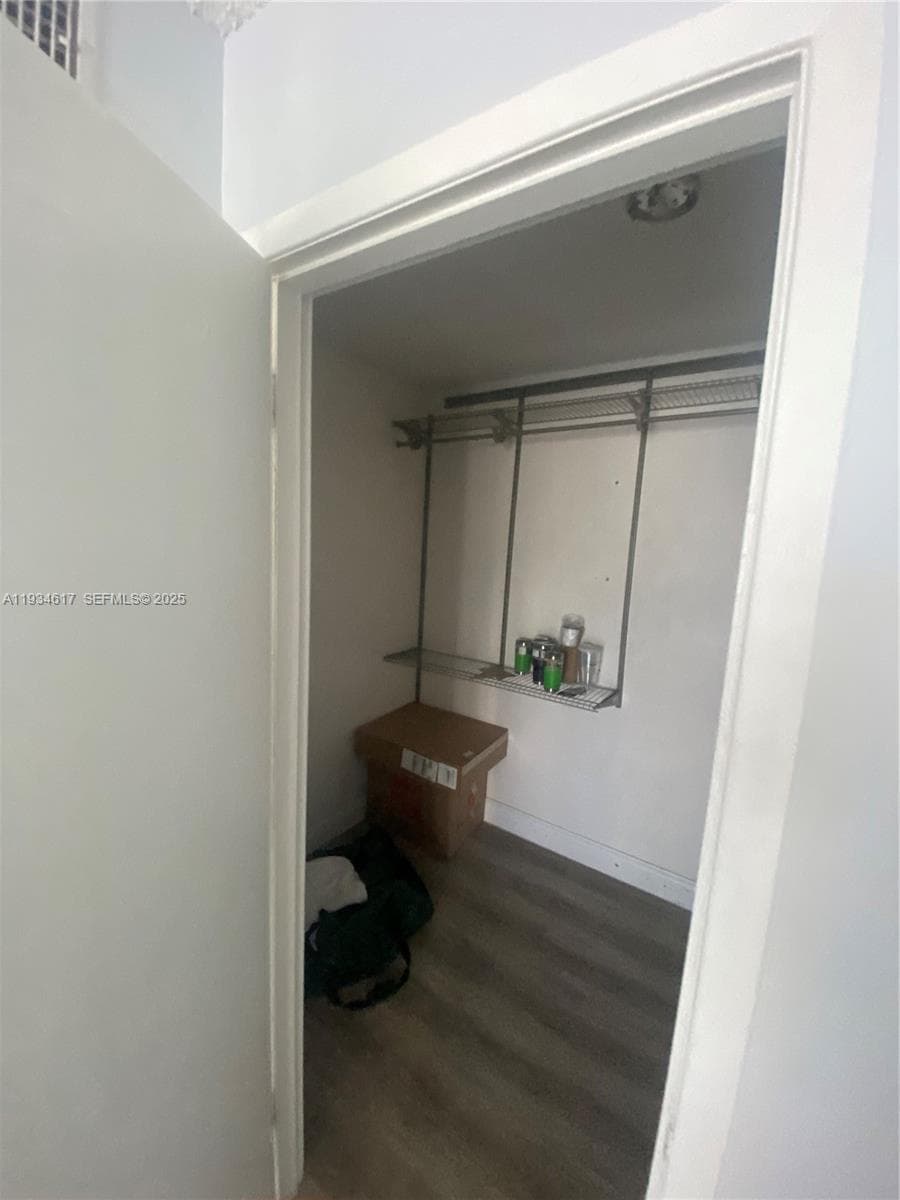 BAY PLACE · #208 in Hallandale Beach - Photo 10