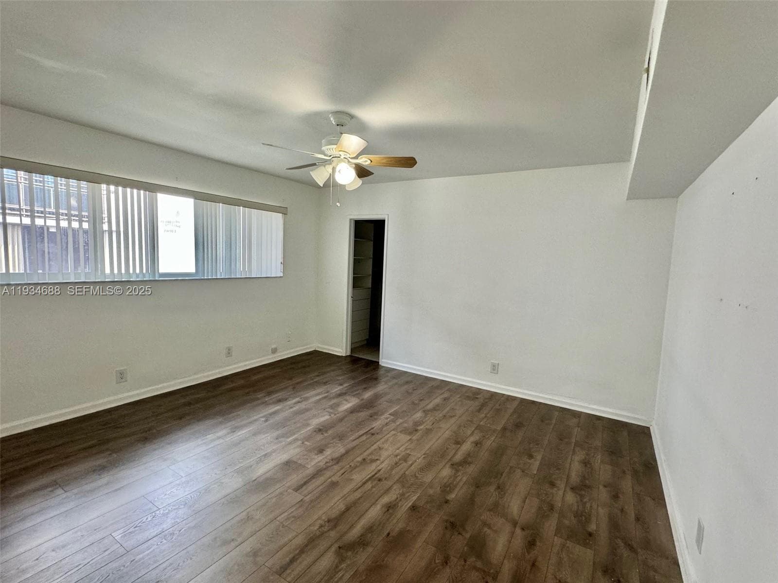 GOLDEN ISLES SEC E · #07 in Hallandale Beach - Photo 3