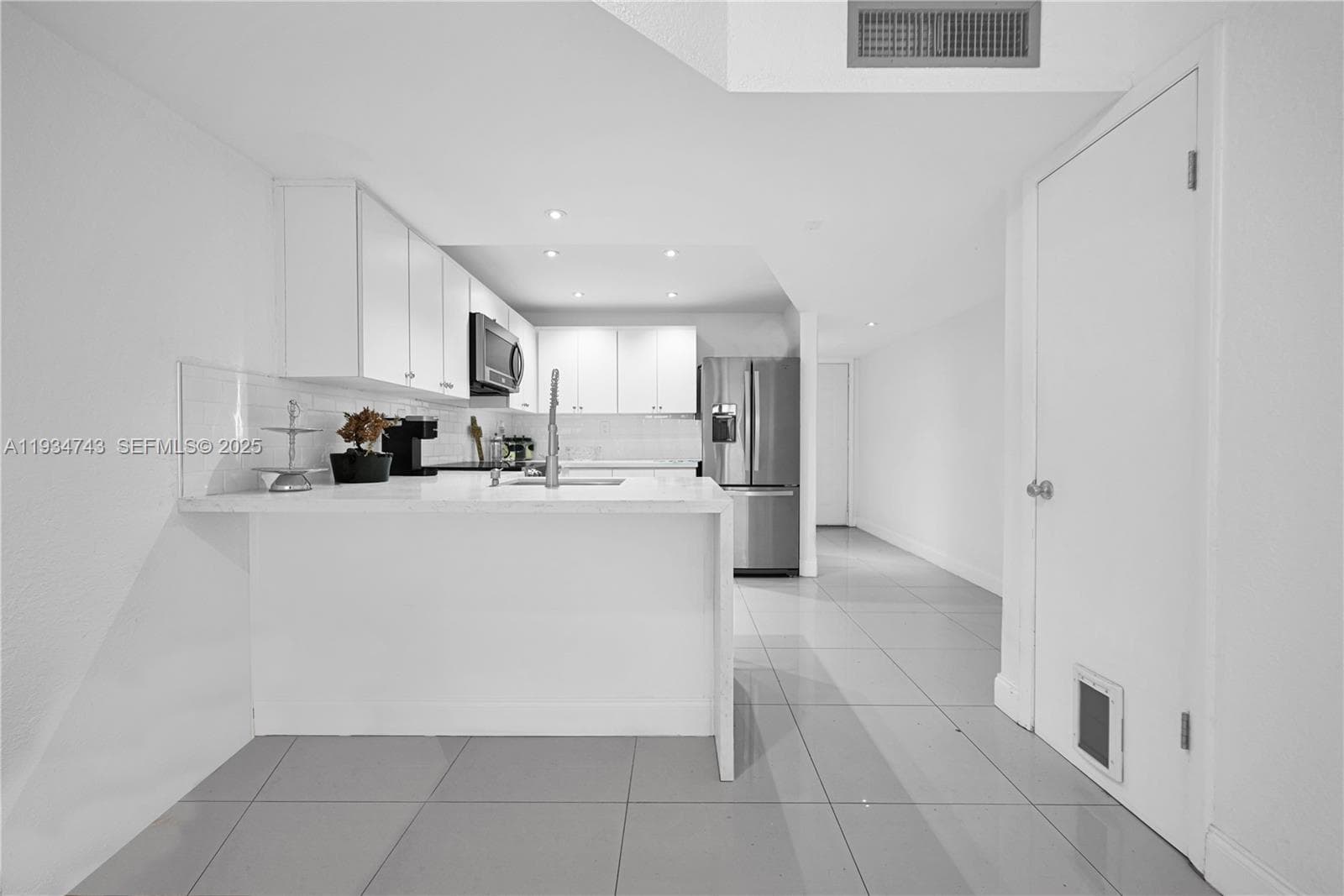 VILLAS ANDALUCIA CONDO · #213 in Hialeah - Photo 4