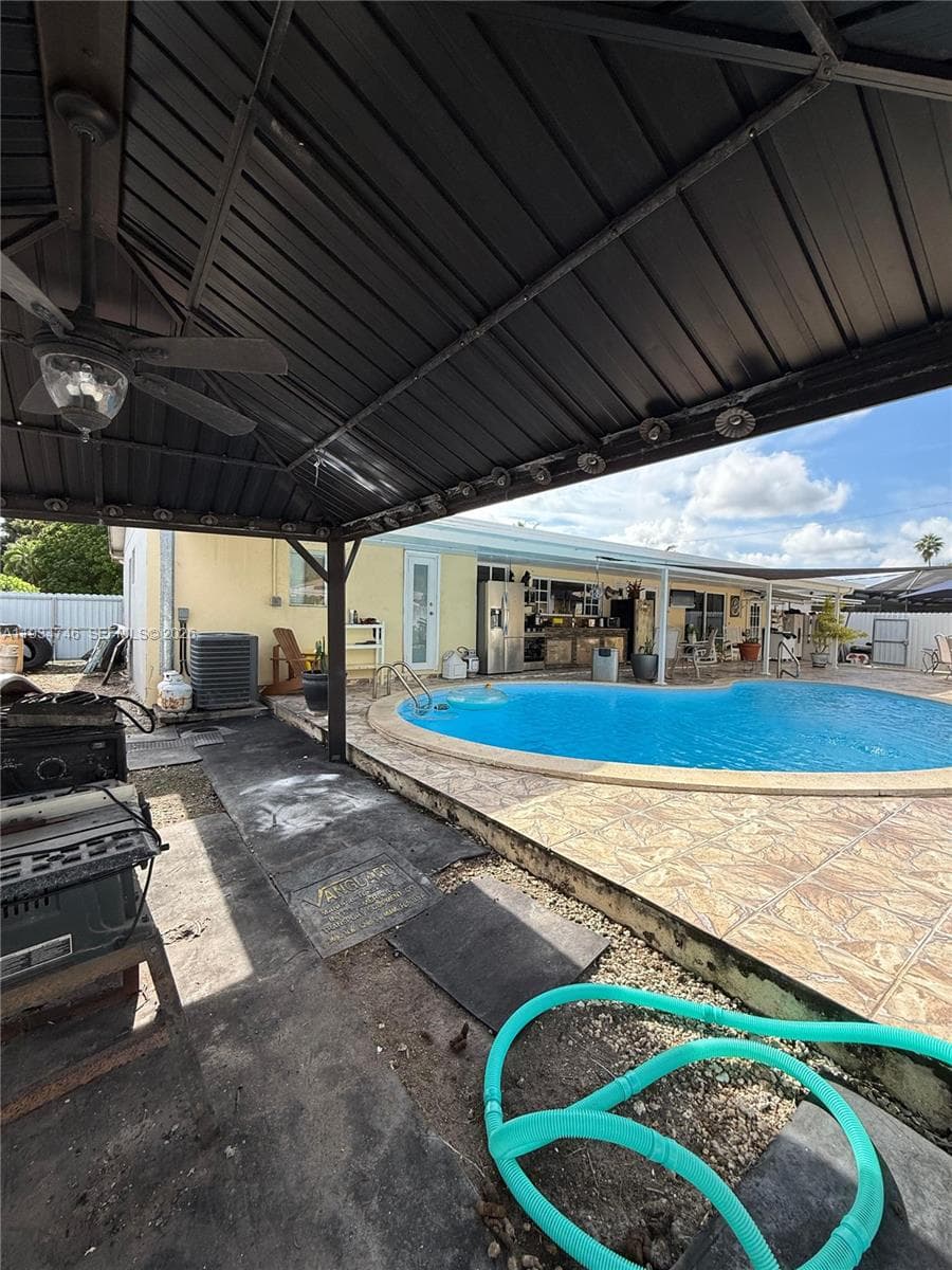 11321 SW 176th St photo 31