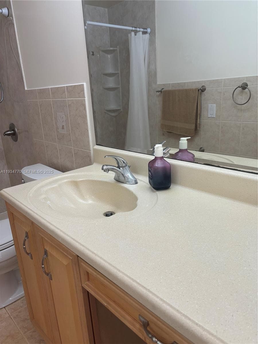 IMPERIAL TOWERS CONDO · #12 in Hallandale Beach - Photo 16