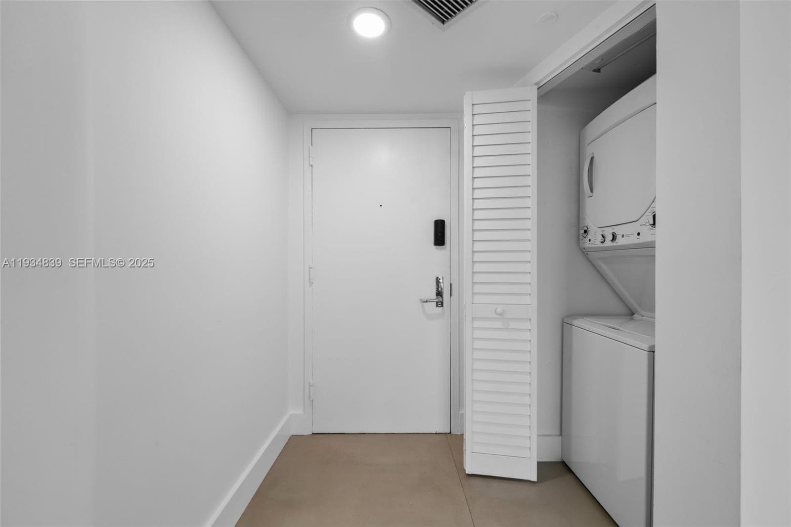 PARC CENTRAL AVENTURA SOU · #1813 in Aventura - Photo 24