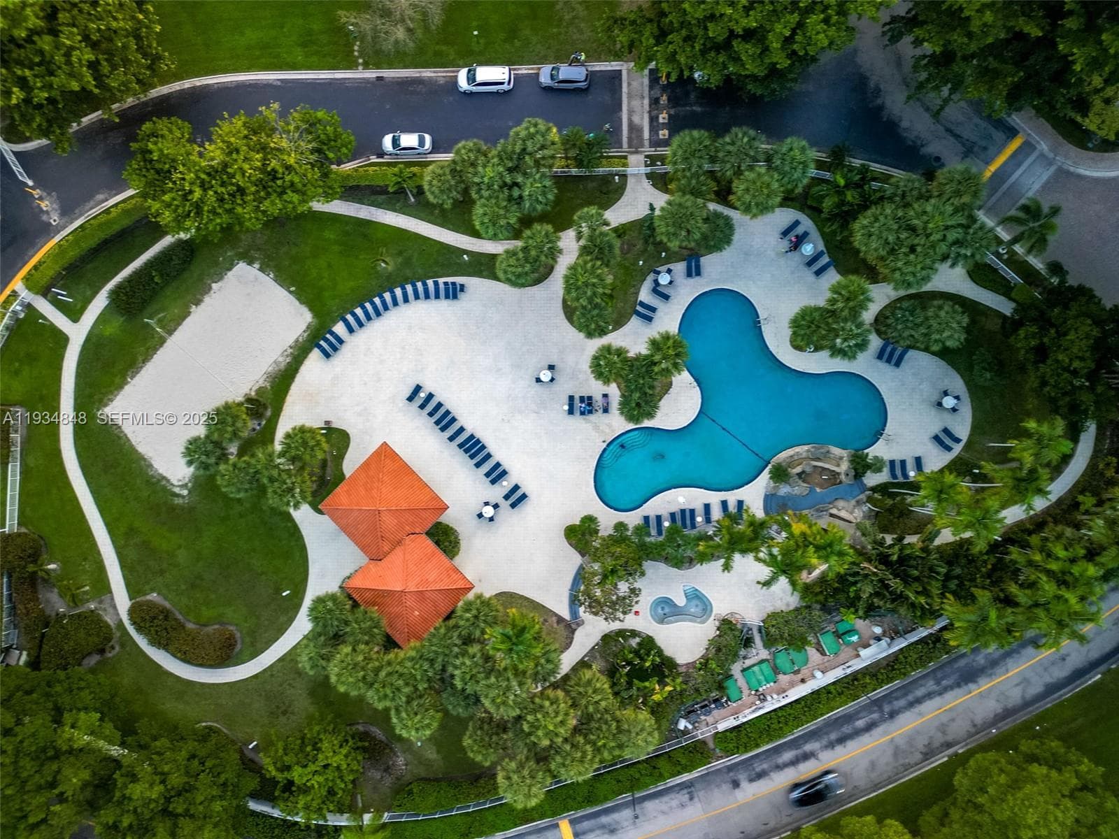 PARC CENTRAL AVENTURA SOU · #1813 in Aventura - Photo 48
