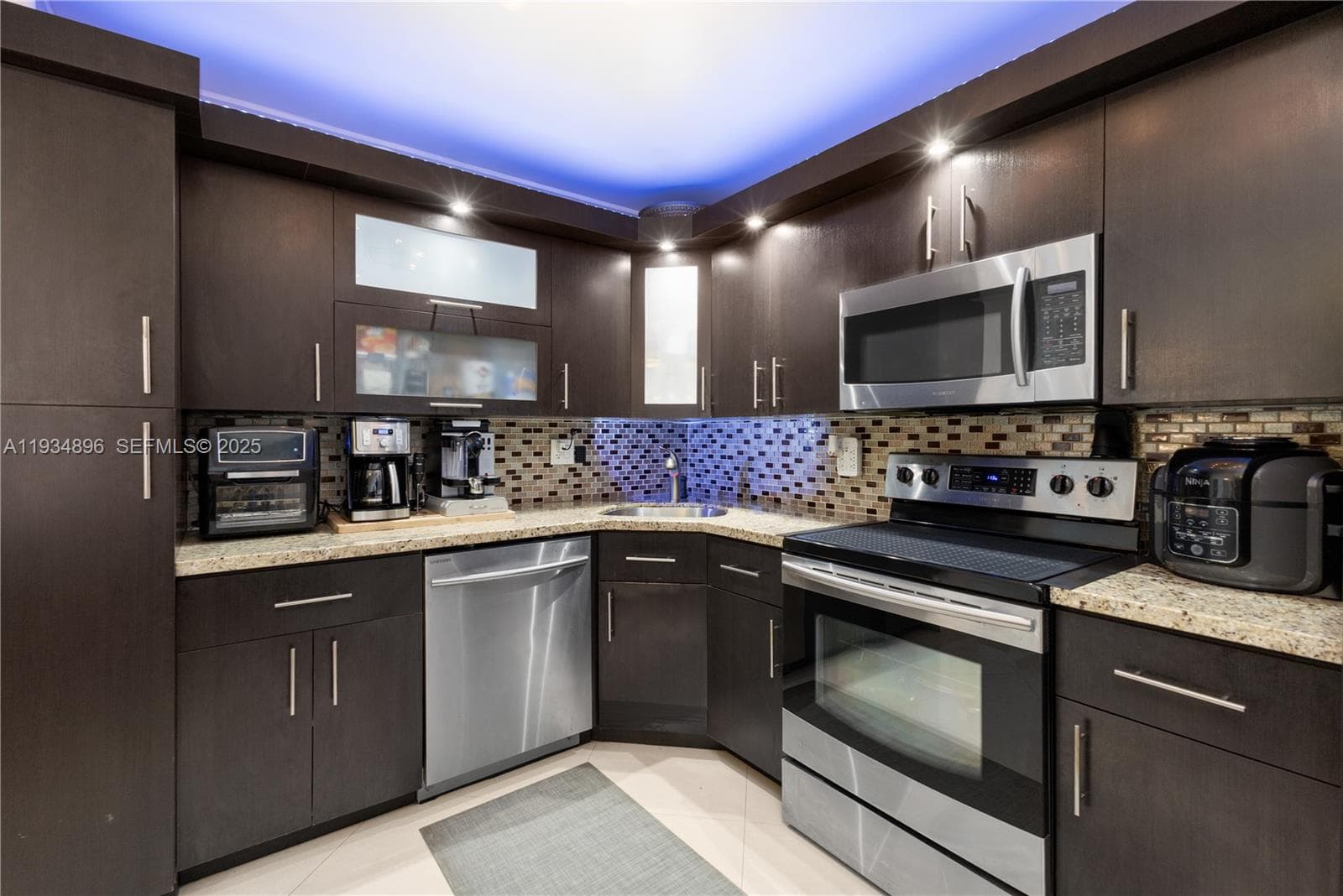 Commodore Plaza · #2710 in Aventura - Photo 16