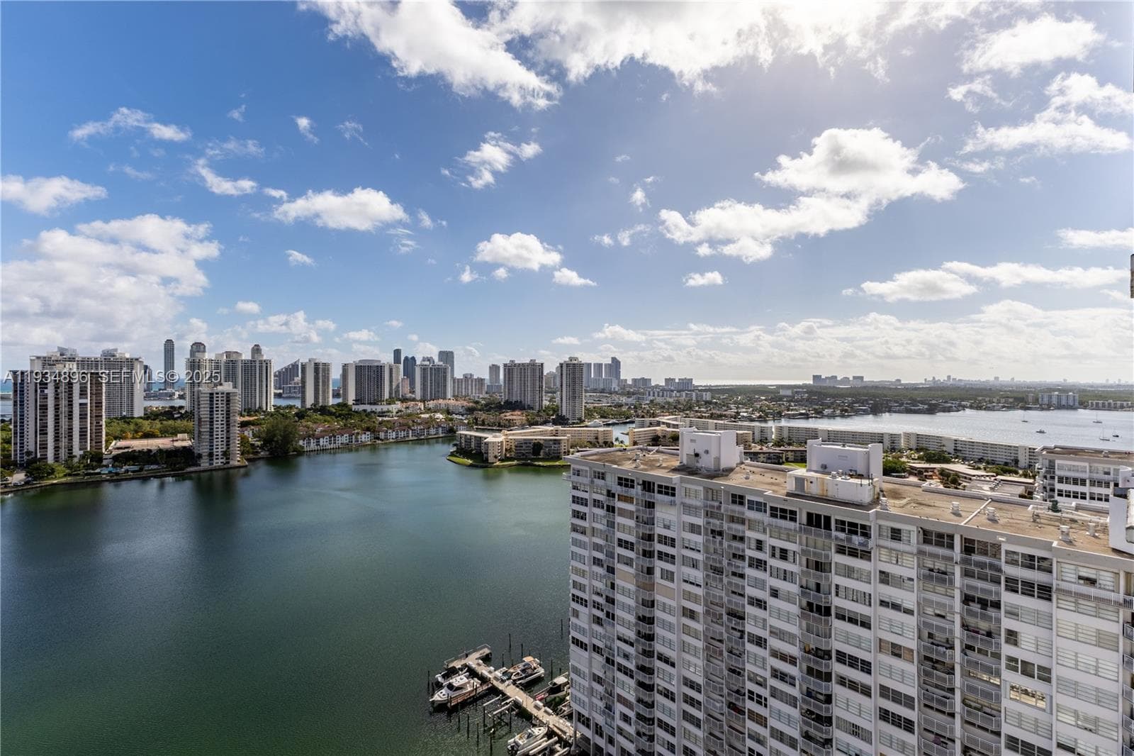 Commodore Plaza · #2710 in Aventura - Photo 7