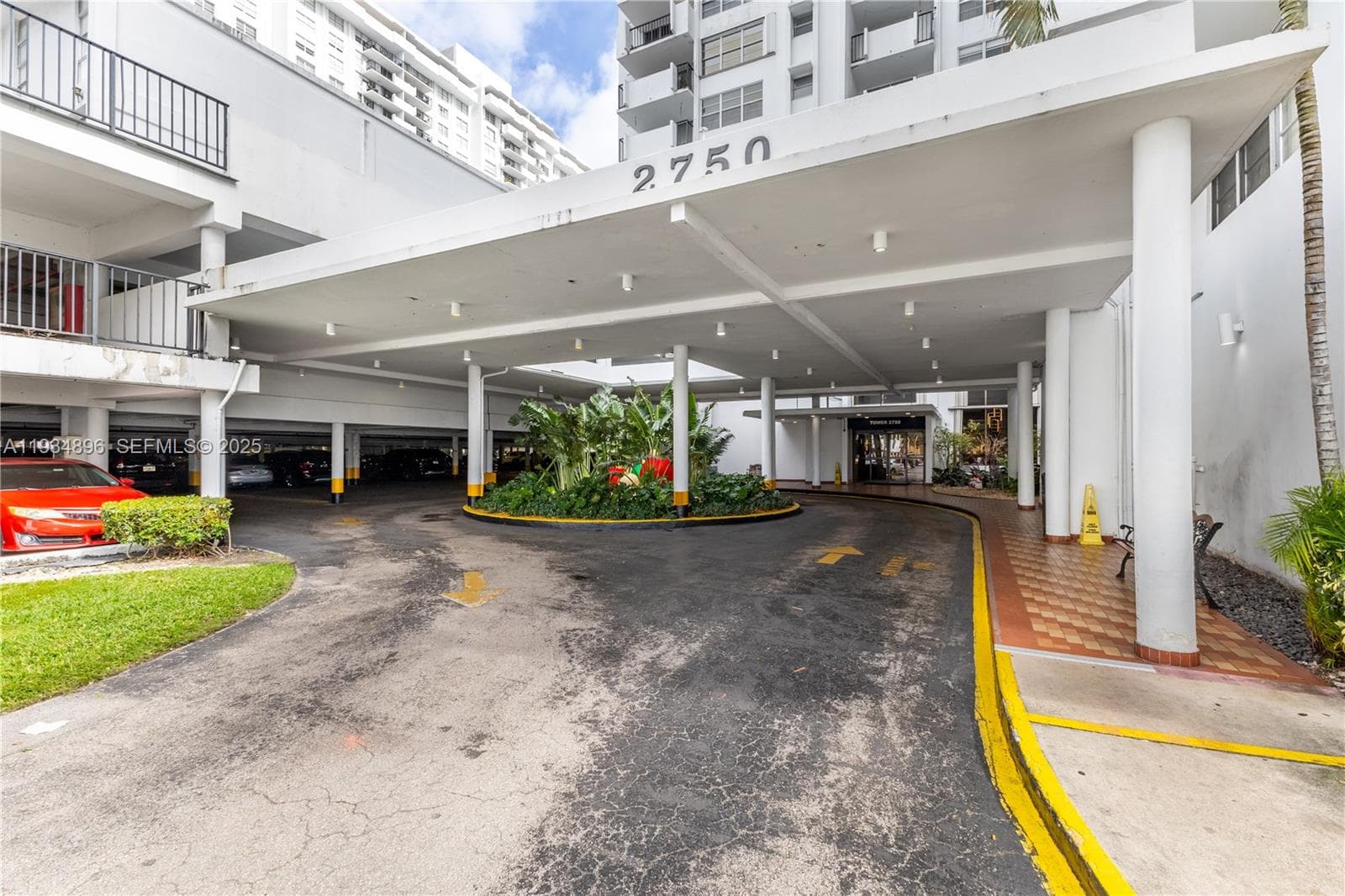 Commodore Plaza · #2710 in Aventura - Photo 28