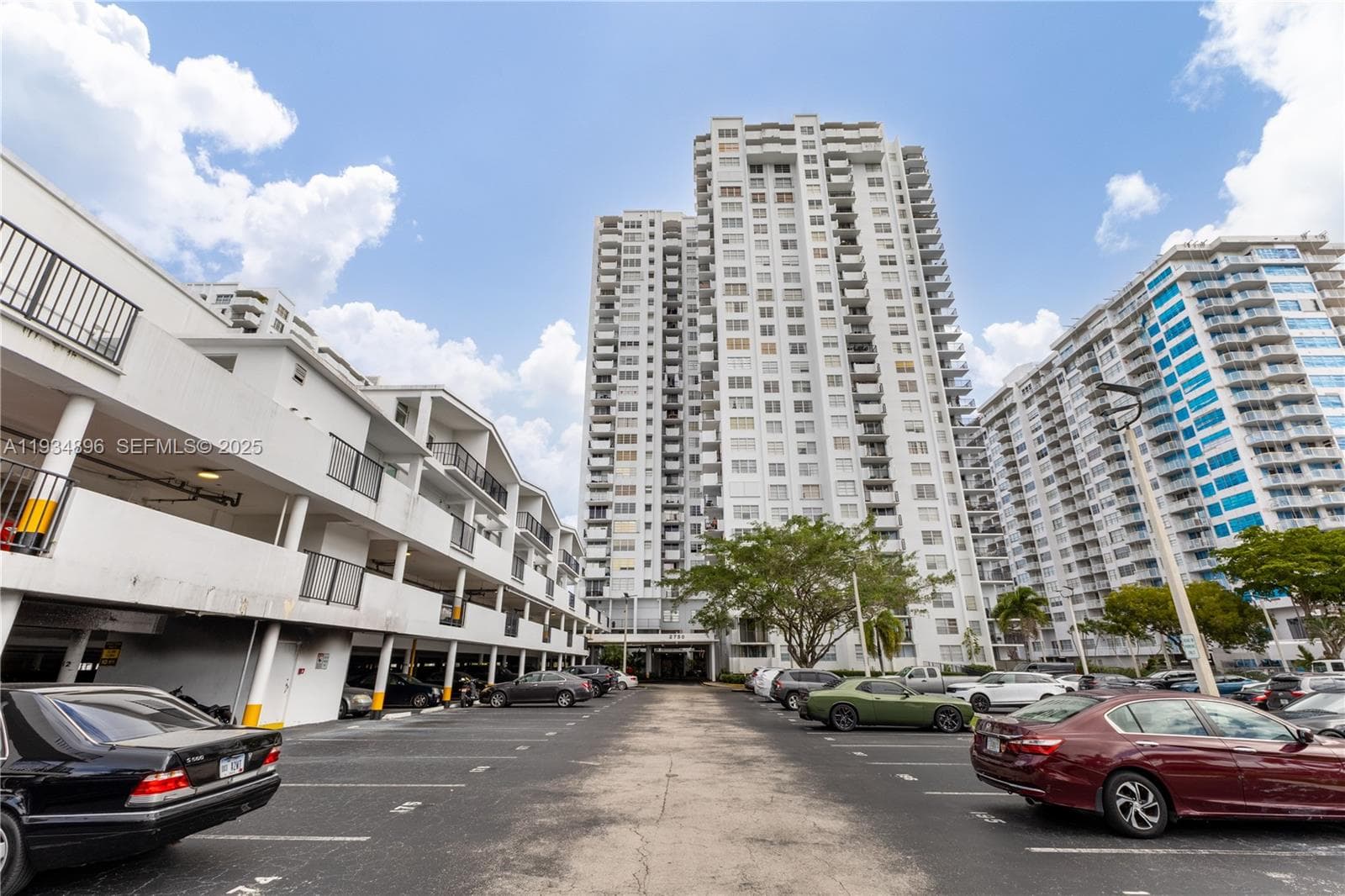 Commodore Plaza · #2710 in Aventura - Photo 24
