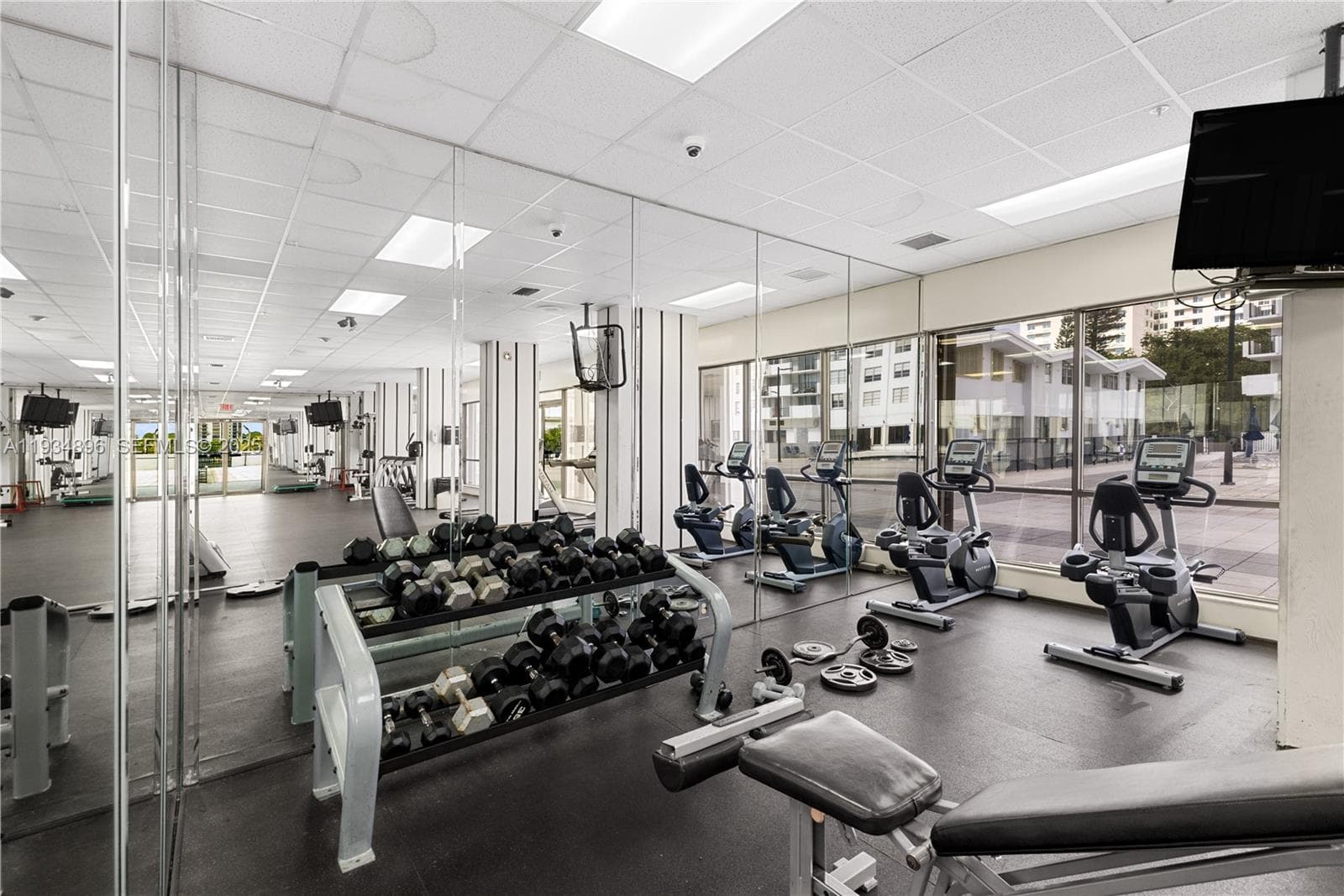 Commodore Plaza · #2710 in Aventura - Photo 34