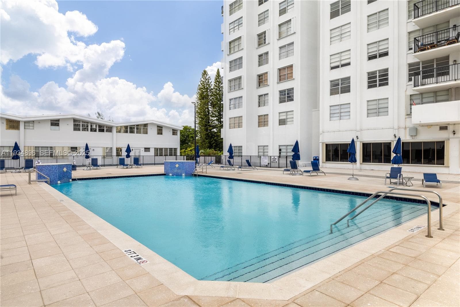 Commodore Plaza · #2710 in Aventura - Photo 37