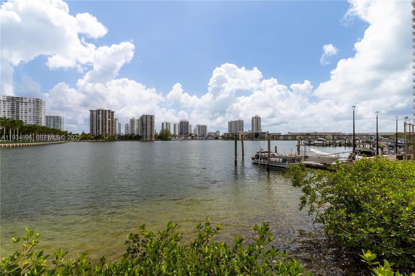 Commodore Plaza · #2710 in Aventura - Photo 8