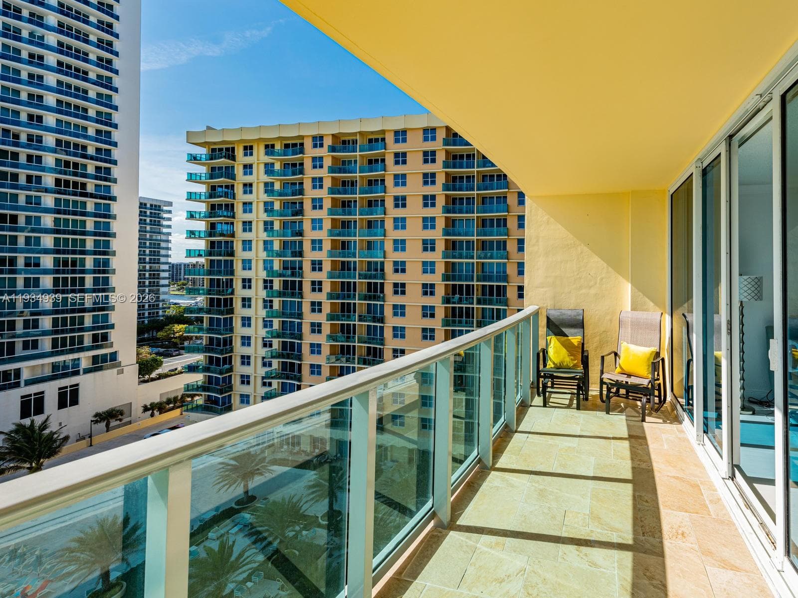 WAVE CONDO · #1012(available Now) in Hollywood - Photo 17