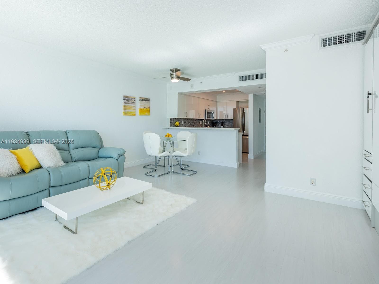 WAVE CONDO · #1012(available Now) in Hollywood - Photo 12