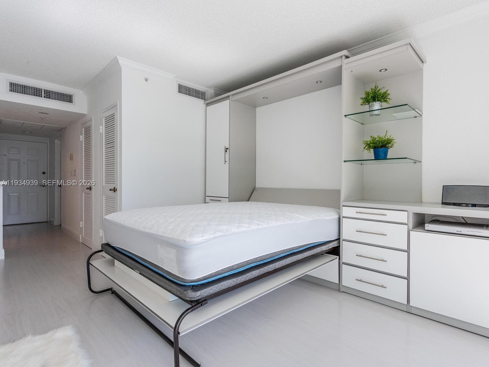 WAVE CONDO · #1012(available Now) in Hollywood - Photo 22
