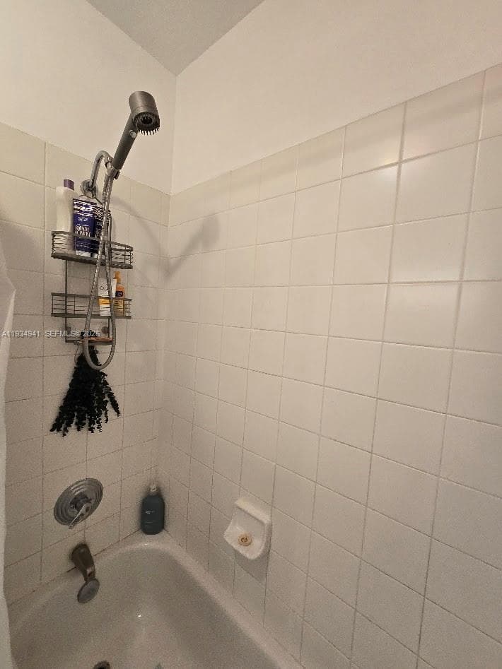 1236 NE 32nd Ave photo 82