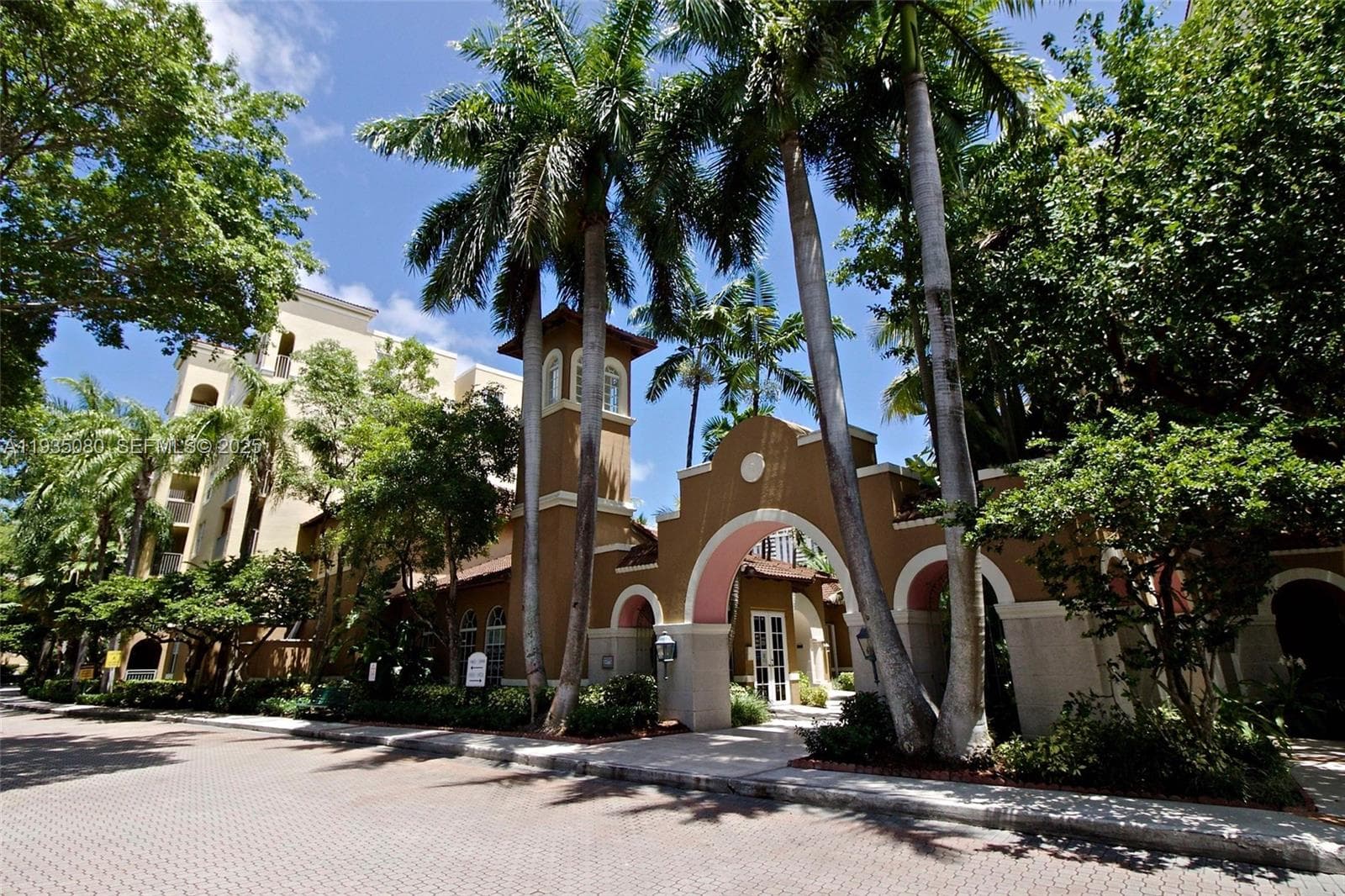 THE YACHT CLUB AT AVENTUR · #8405 in Aventura - Photo 18