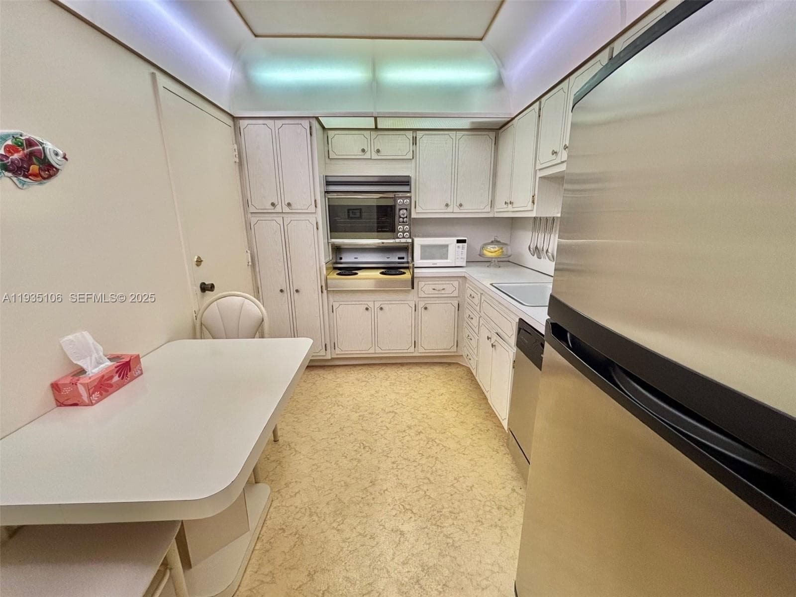 HEMISPHERES CONDO · #9L in Hallandale Beach - Photo 13