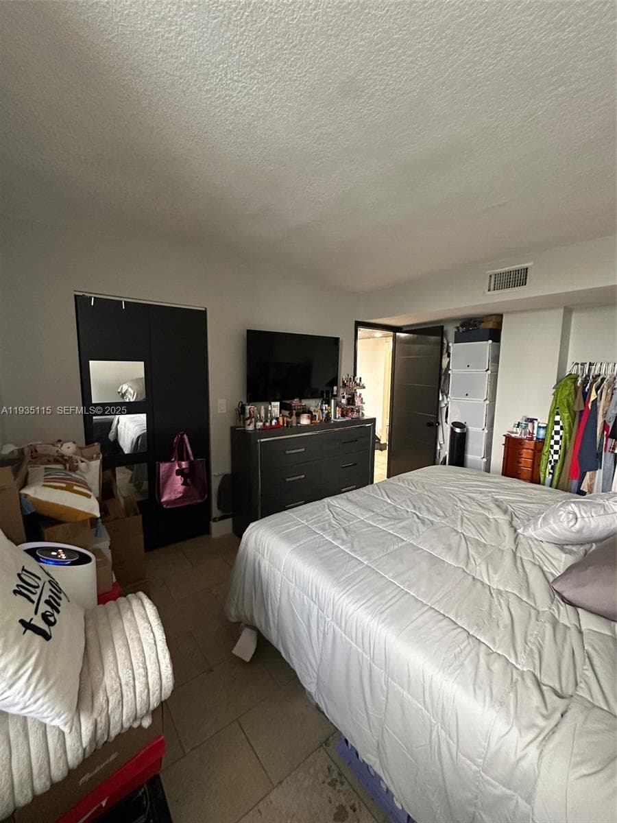 Island Shores · #409 in North Miami Beach - Photo 7