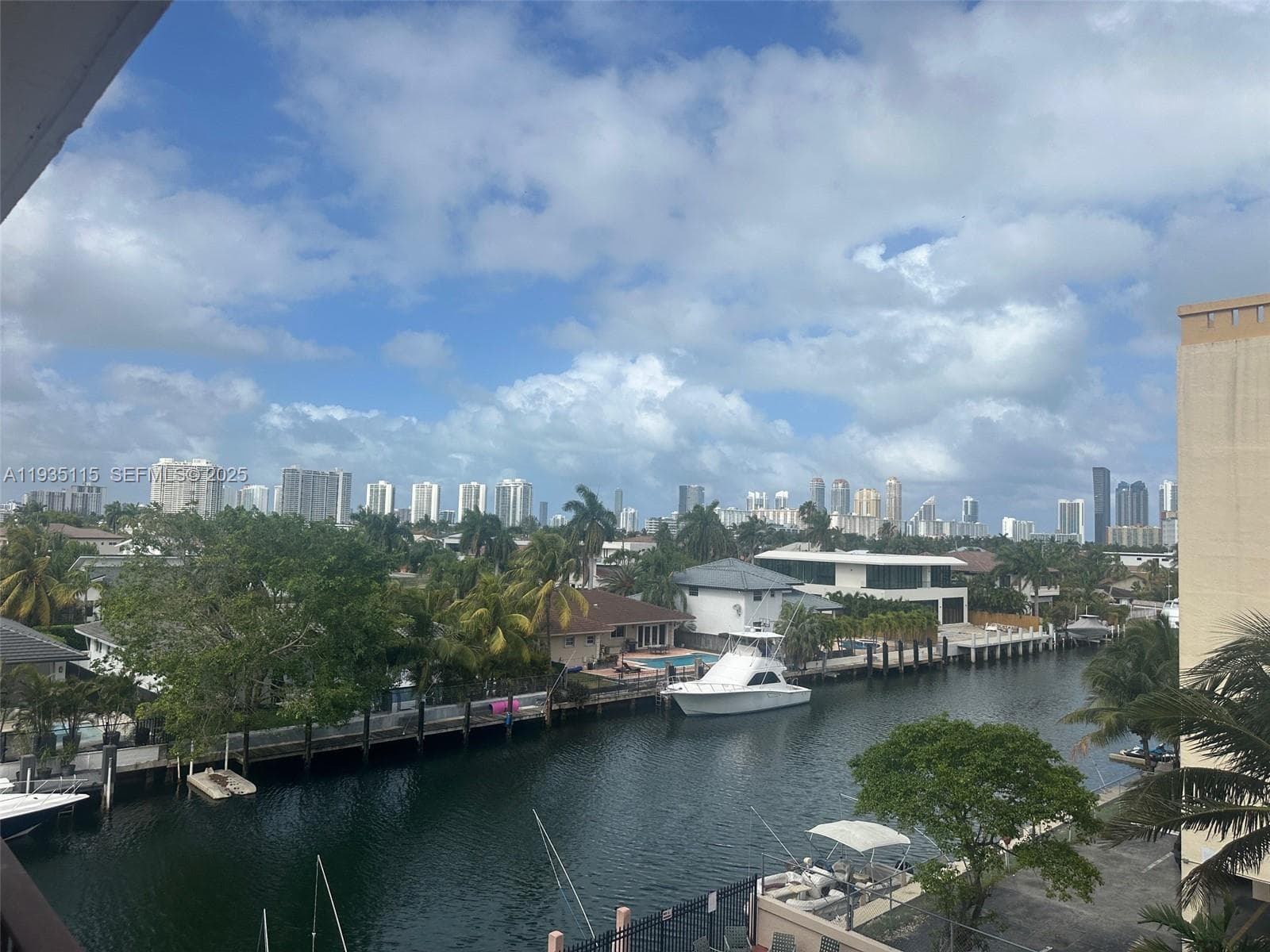 Island Shores · #409 in North Miami Beach - Photo 1