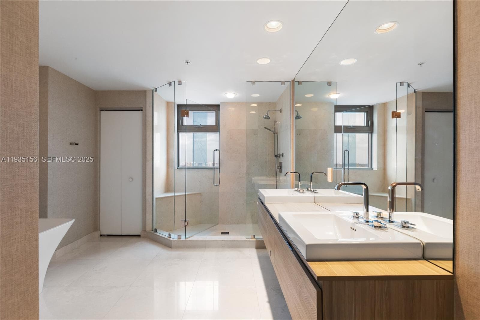 Marina Palms · #908 in North Miami Beach - Photo 20