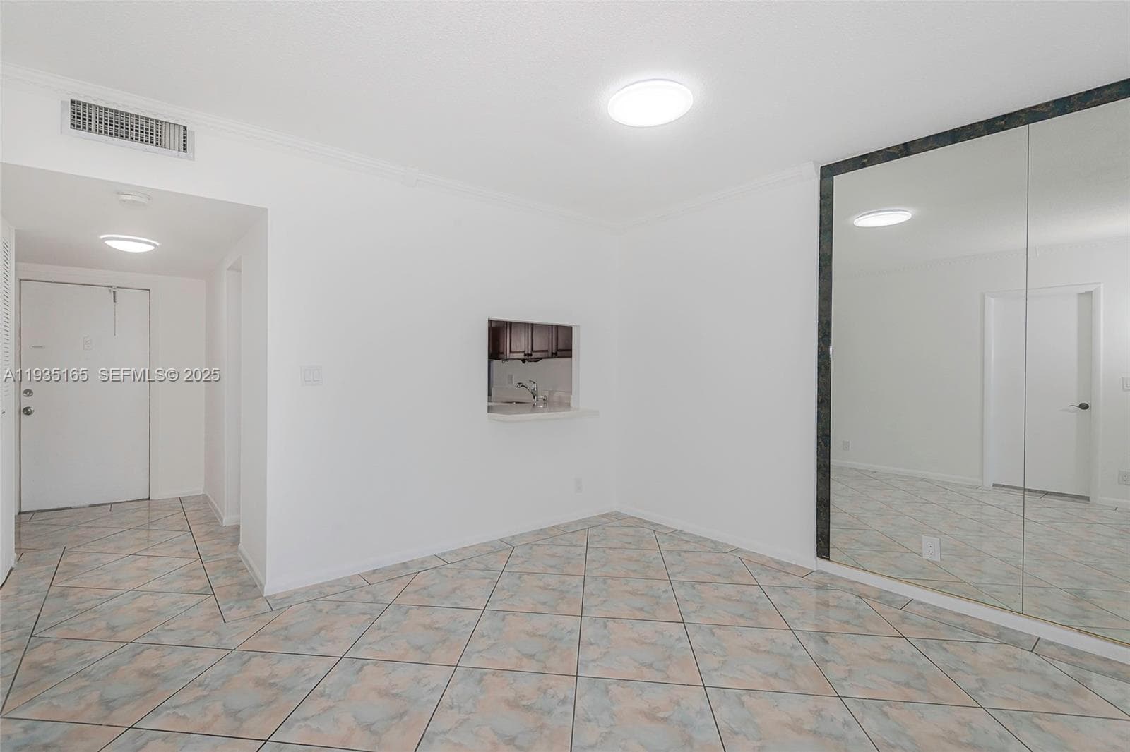 GOLDEN VIEW CONDO · #302 in Hallandale Beach - Photo 13