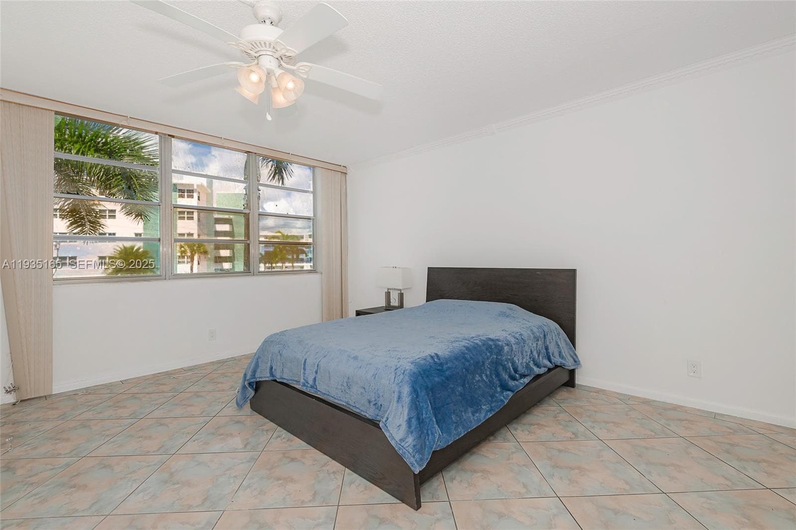 GOLDEN VIEW CONDO · #302 in Hallandale Beach - Photo 21