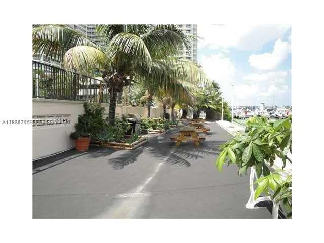 CARIBBEAN TOWERS CONDO · #9H in North Bay Village - Photo 28