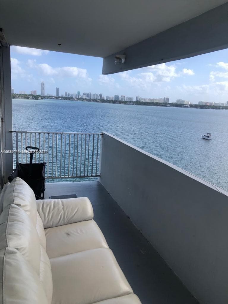 CARIBBEAN TOWERS CONDO · #9H in North Bay Village - Photo 9