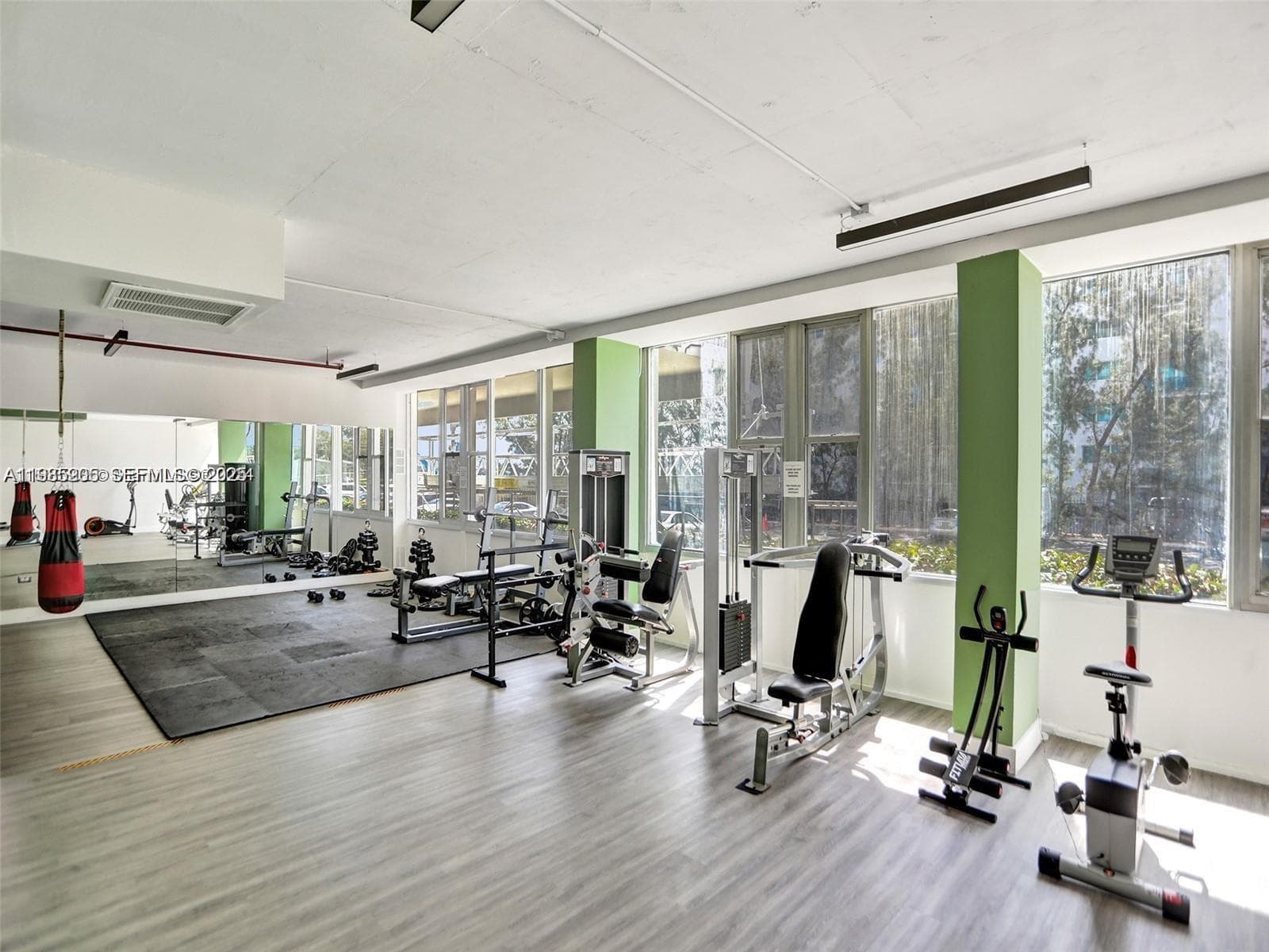 CARIBBEAN TOWERS CONDO · #9H in North Bay Village - Photo 25