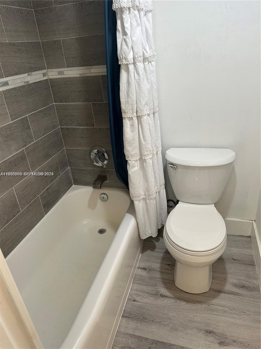 CARIBBEAN TOWERS CONDO · #9H in North Bay Village - Photo 21