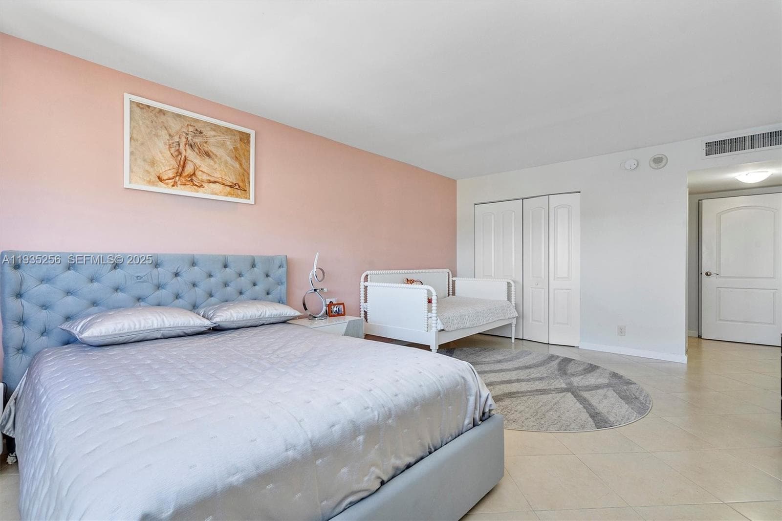 Lake point Tower · #1201 in Hallandale Beach - Photo 26