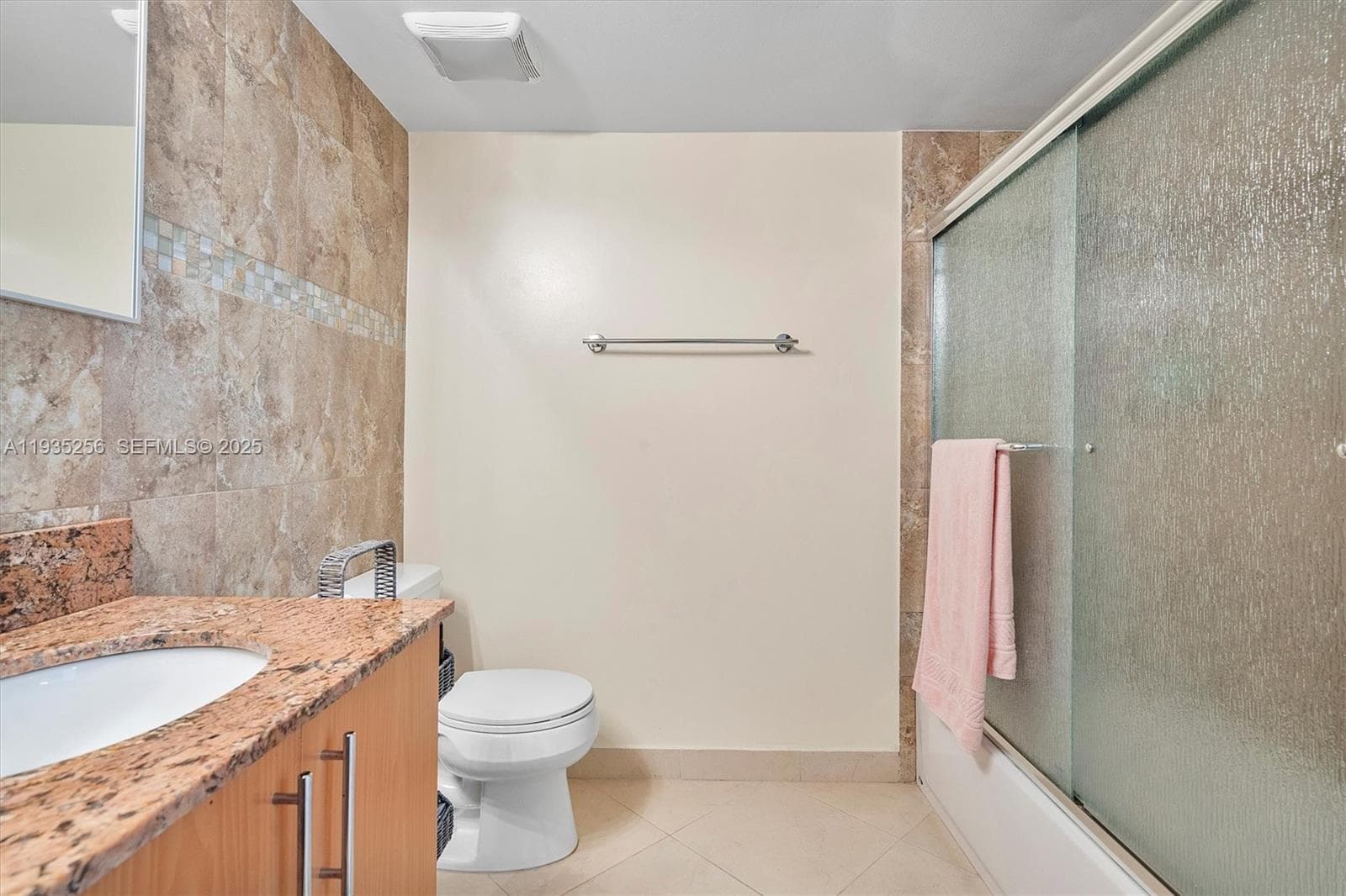 Lake point Tower · #1201 in Hallandale Beach - Photo 33