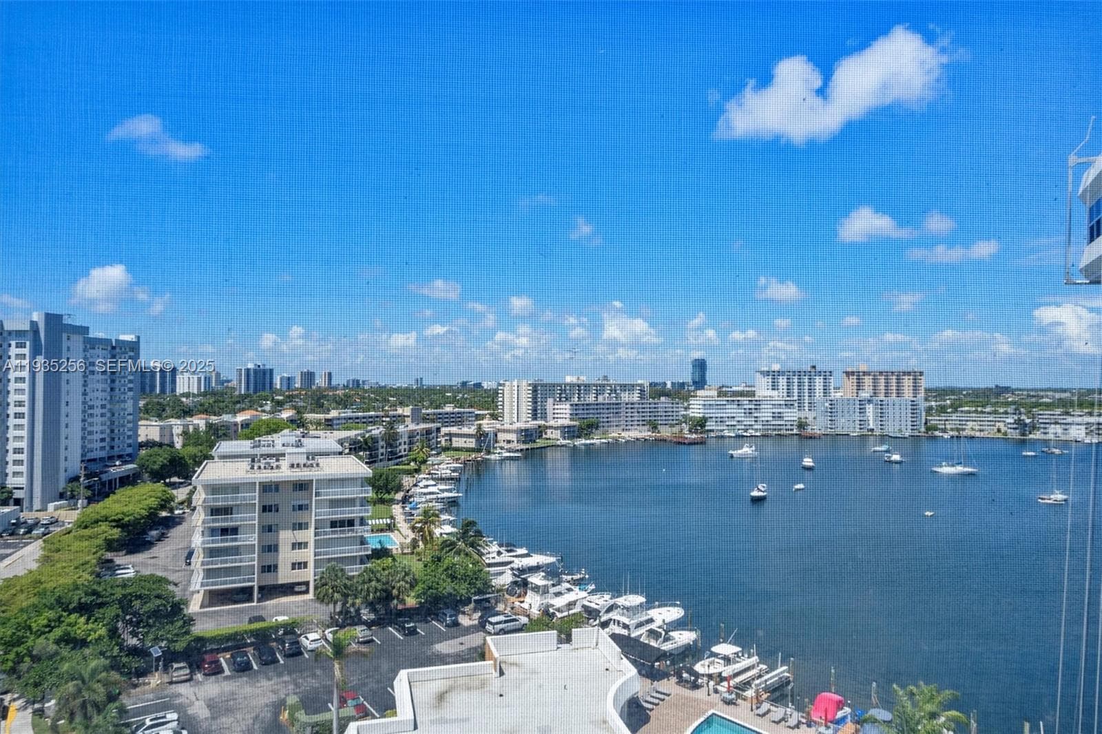 Lake point Tower · #1201 in Hallandale Beach - Photo 29