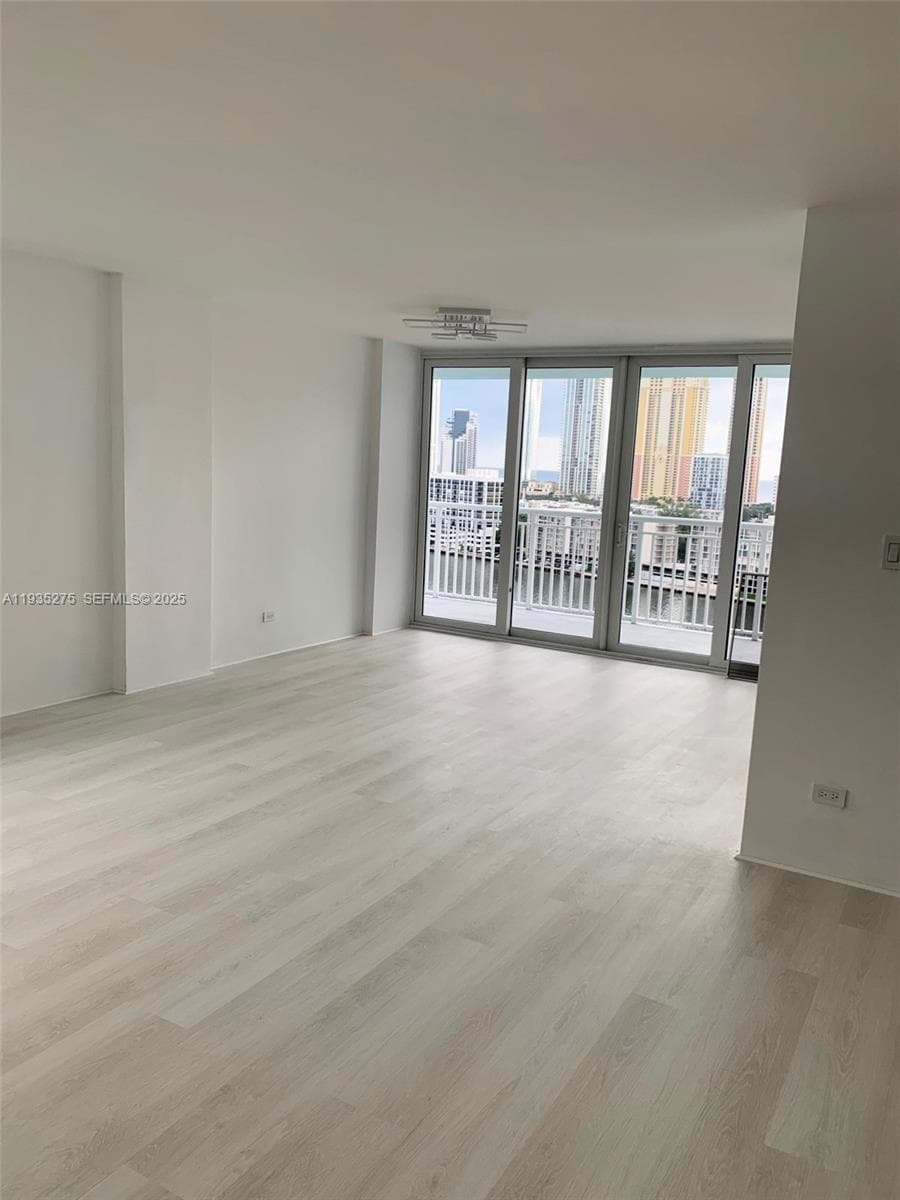 NA · #1818 in Sunny Isles Beach - Photo 16