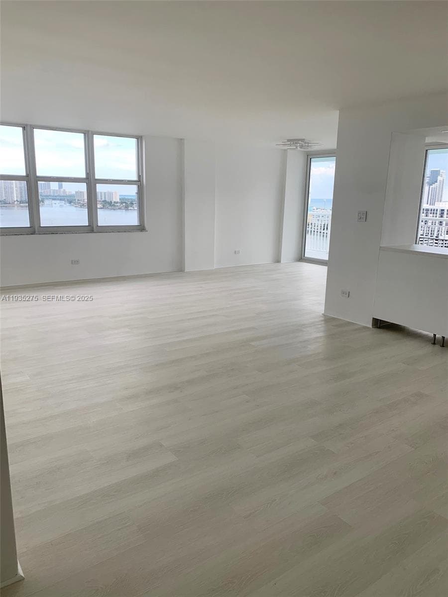 NA · #1818 in Sunny Isles Beach - Photo 3