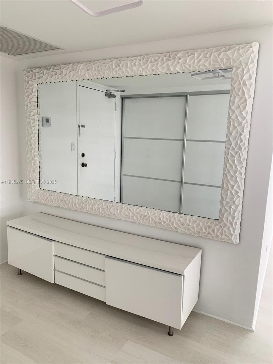 NA · #1818 in Sunny Isles Beach - Photo 5