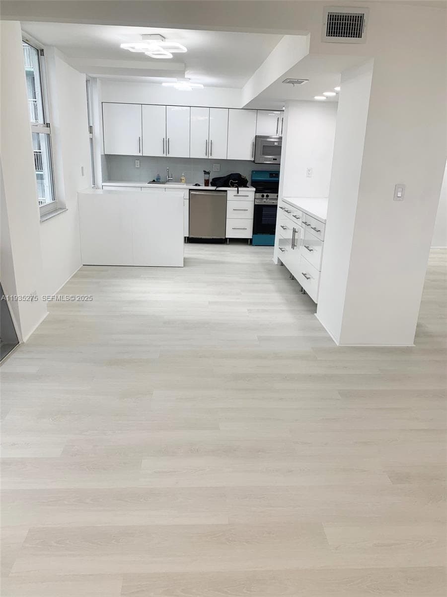 NA · #1818 in Sunny Isles Beach - Photo 9